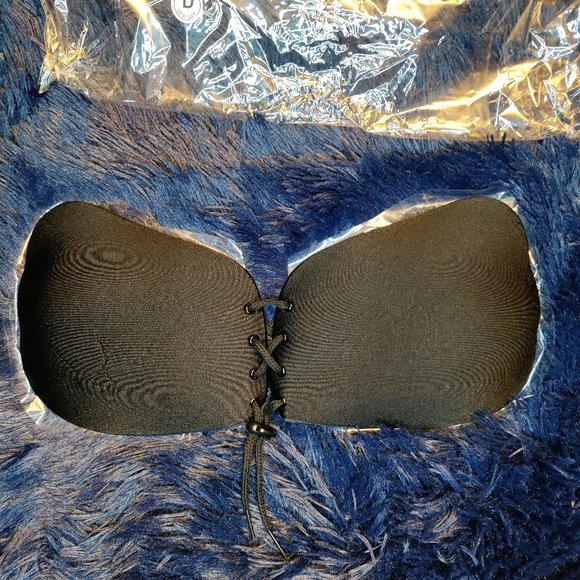 Sticky Boob Breast Lift Silicone Push Up Gathering Bra - Picture 1 of 5